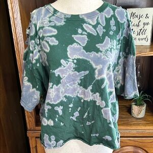 Tie-Dye Green and Gray Women's Top With Cut Out Sleeves Large EUC